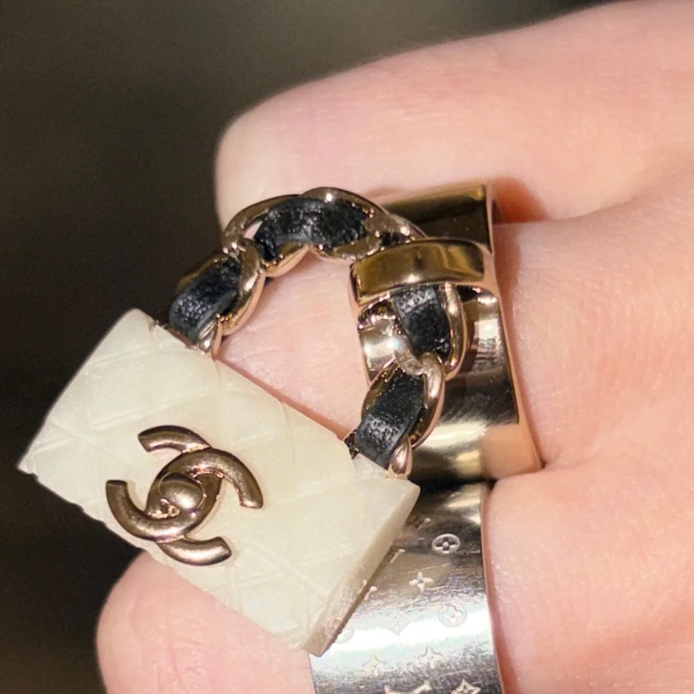 CC Purse 💍 charm Ring (size 6) & Box